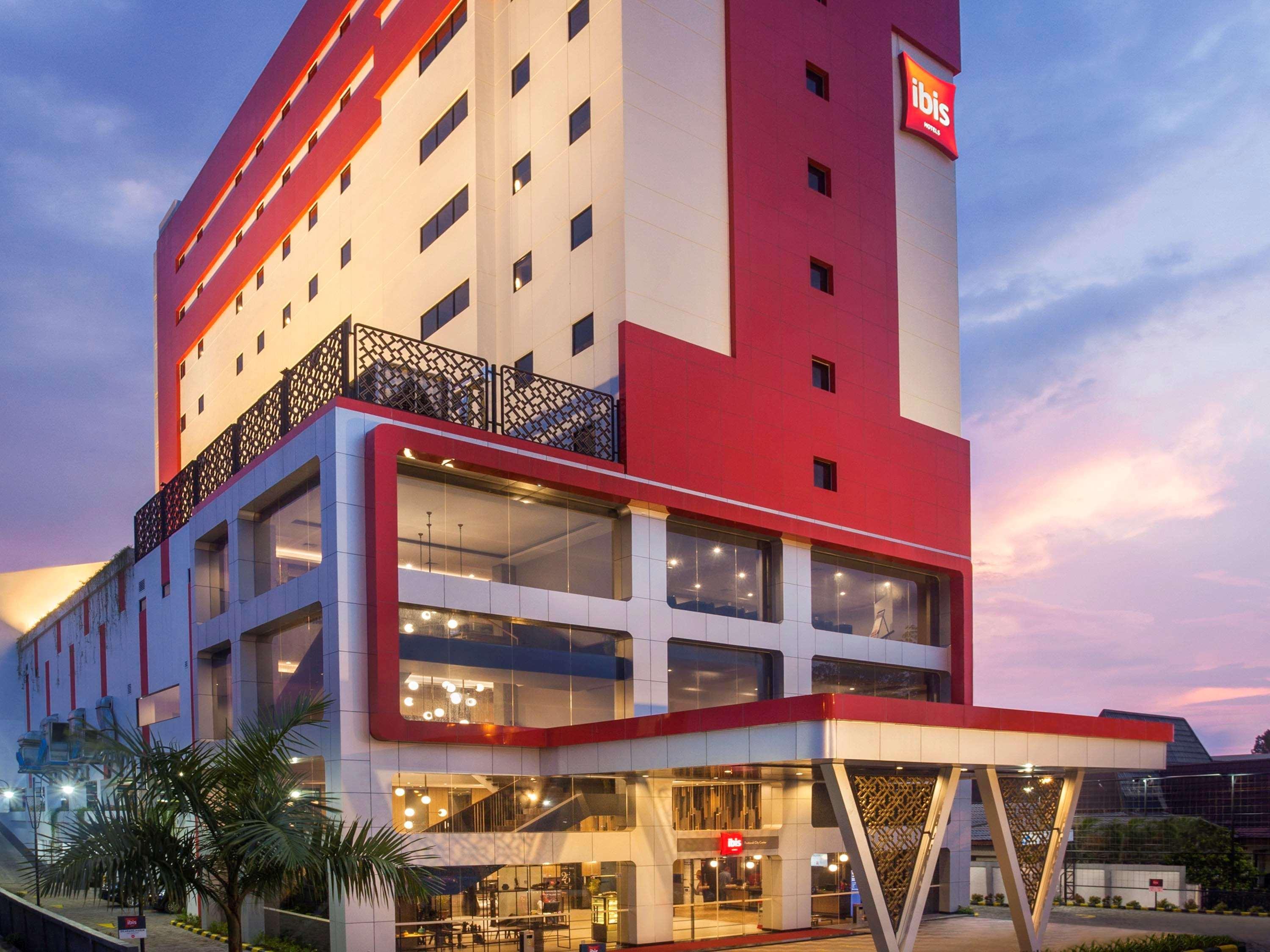 Ibis Pontianak City Center Exteriér fotografie