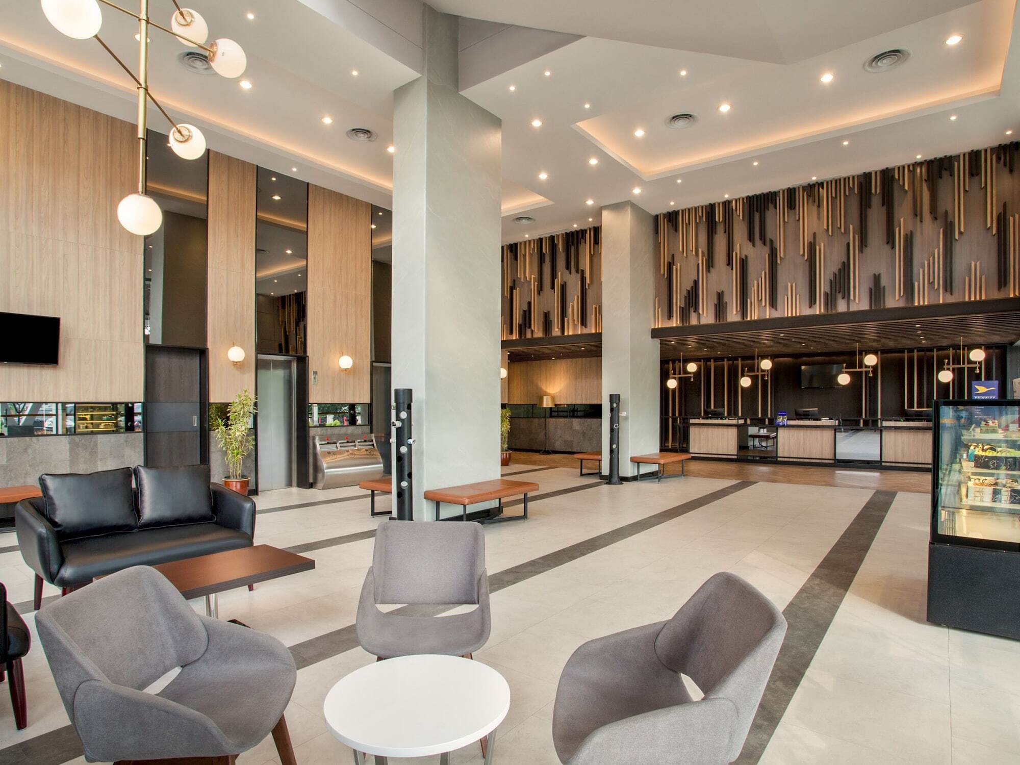 Ibis Pontianak City Center Exteriér fotografie